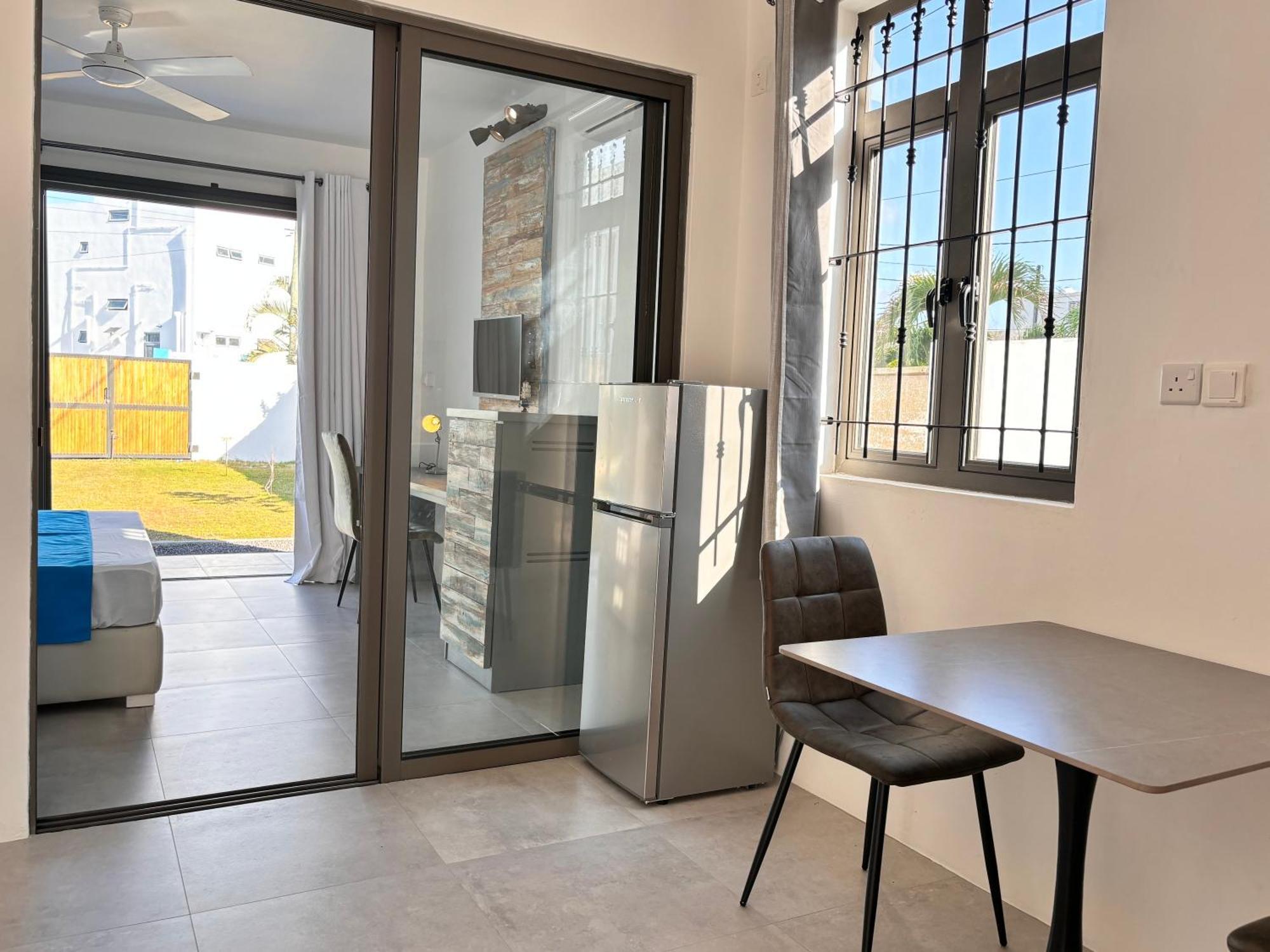 Maison Mont Choisy - One Or Two Bedrooms Apartment Trou aux Biches Bagian luar foto