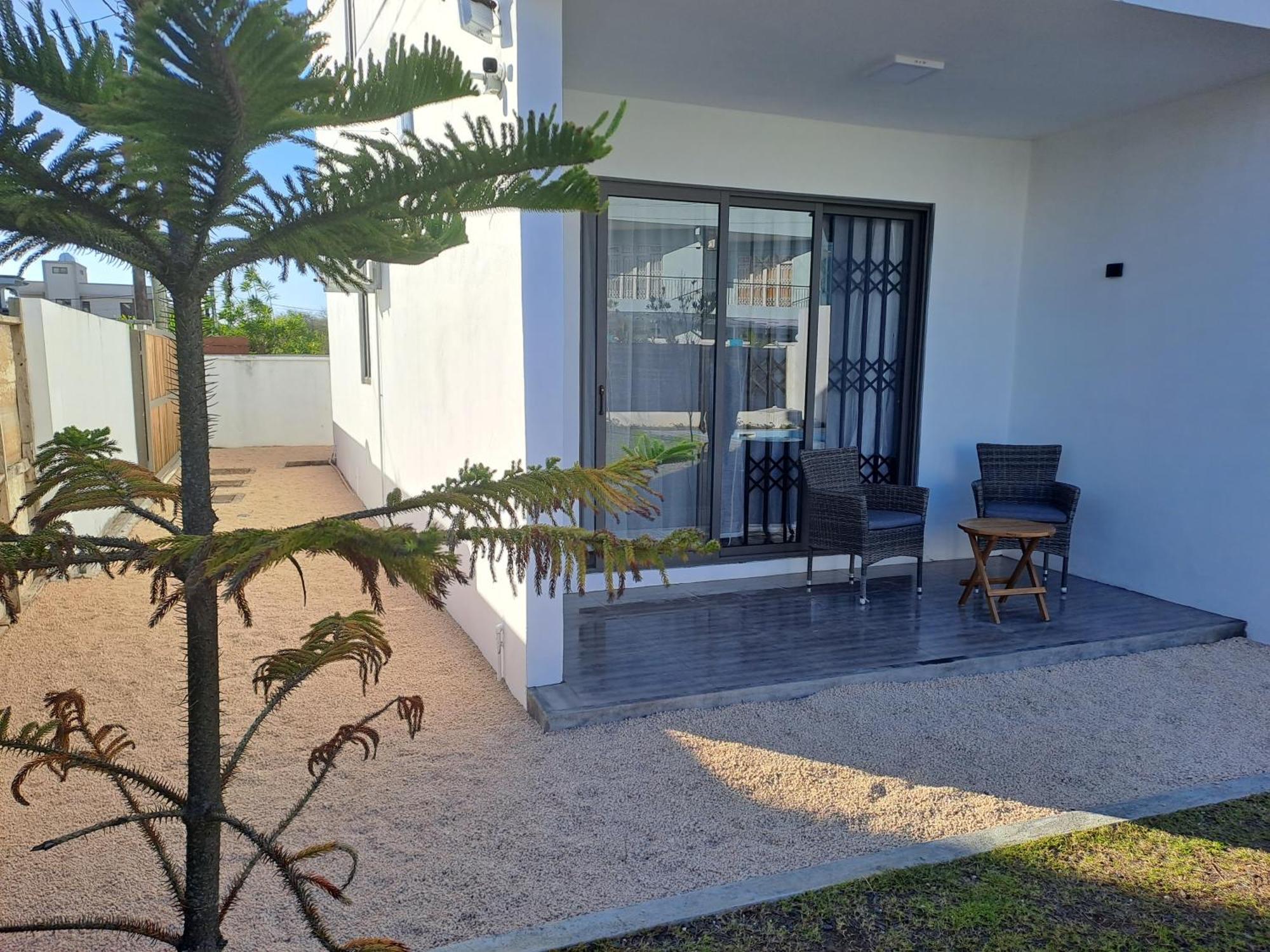 Maison Mont Choisy - One Or Two Bedrooms Apartment Trou aux Biches Bagian luar foto